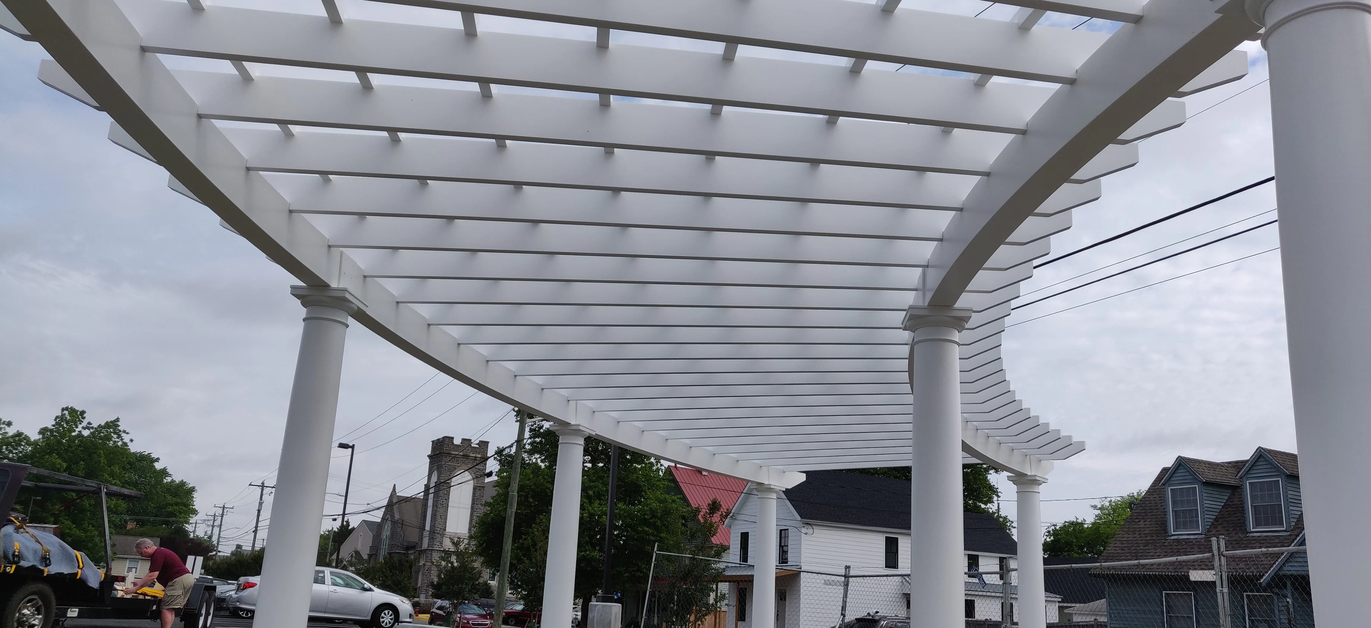 curved pergola.